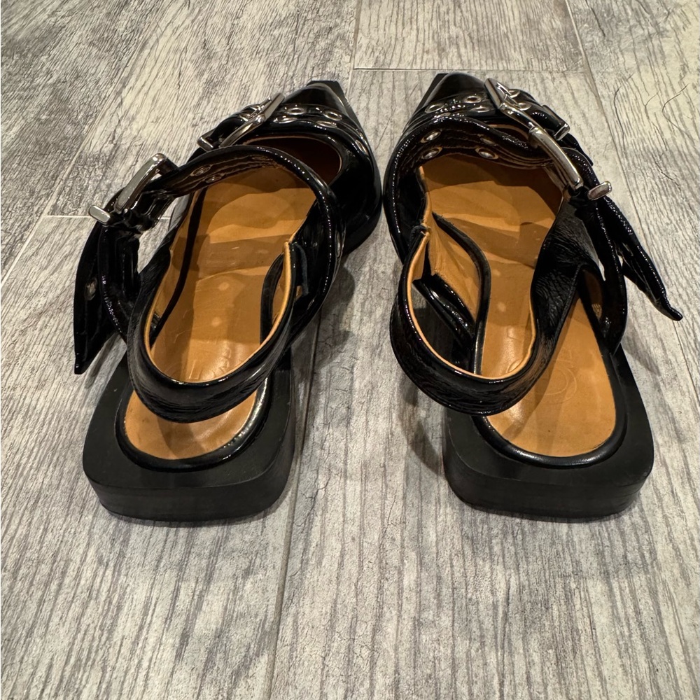 GANNI black feminine buckle ballerina flats - Picture 7 of 9